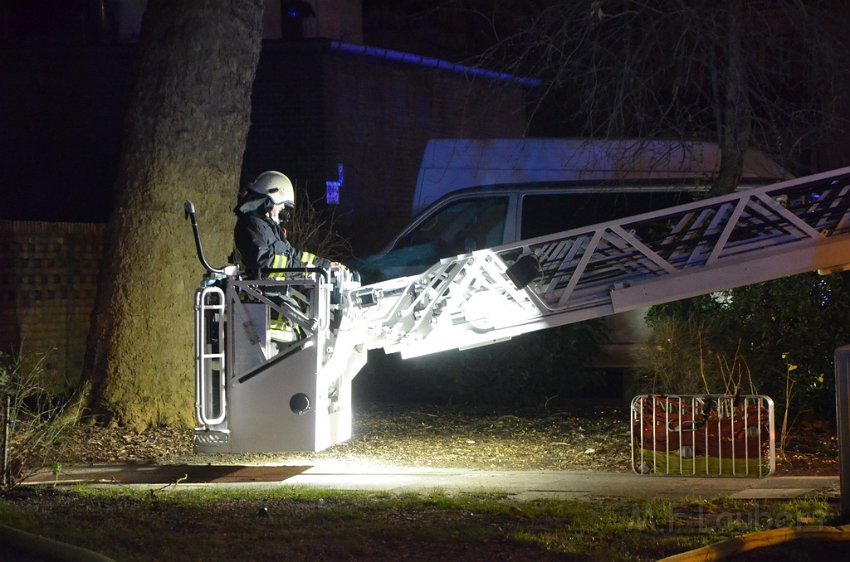 Feuer 2 Koeln Gremberg Luederichstr P61.JPG - Miklos Laubert